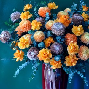 Lẵng Hoa Chúc Mừng Cúc Mẫu Đơn và Hoa Hồng Cam - L001