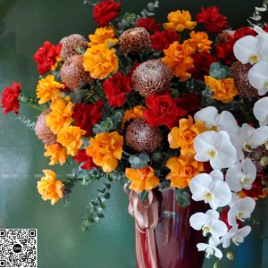 dallas-dallasflower-Lẵng Hoa Chúc Mừng Lan Hồ Điệp và Cúc Mẫu Đơn - L004