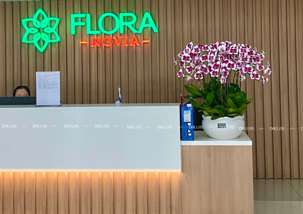 Chậu Lan Hồ Điệp Đột Biến 20 Cành (Đ20-ĐB1/02)