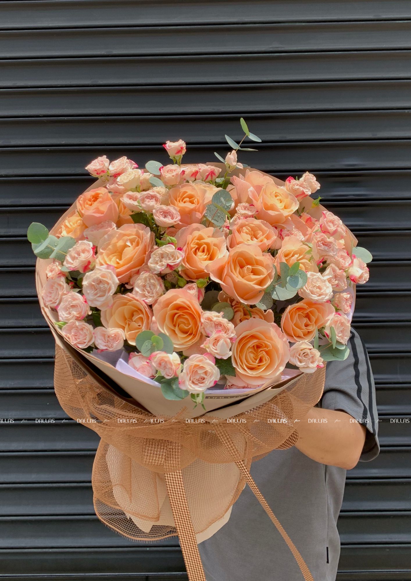 Bó Hoa Hồng Chùm Mix Romantic (B13-M25) Bó Hoa Hồng Chùm Mix Romantic (B13-M25)