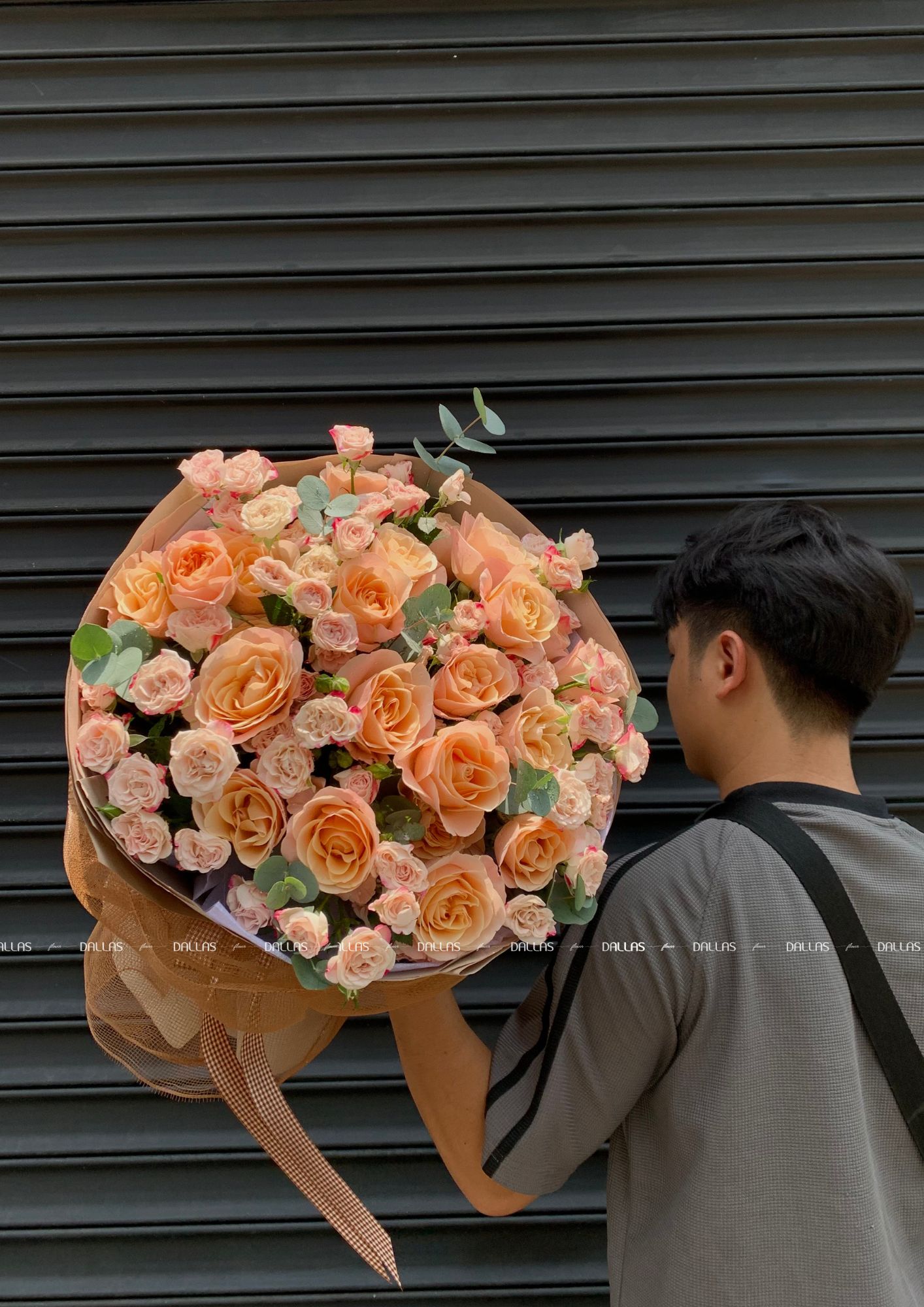 Bó Hoa Hồng Chùm Mix Romantic (B13-M25) Bó Hoa Hồng Chùm Mix Romantic (B13-M25)