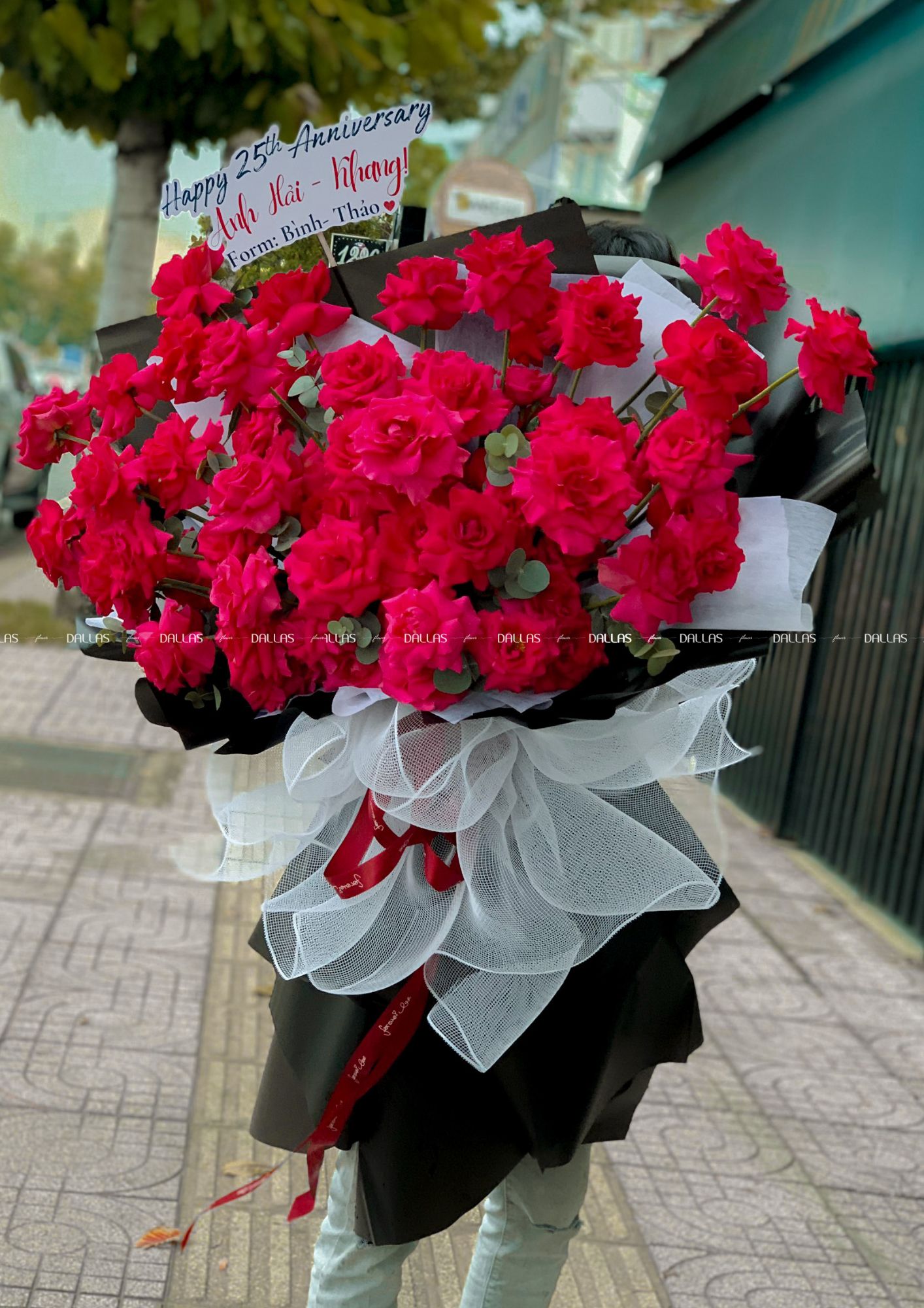 Bó Hoa Hồng Pink Floyd 60 Bông Siêu To (B11-60) Bó Hoa Hồng Pink Floyd 60 Bông Siêu To (B11-60)